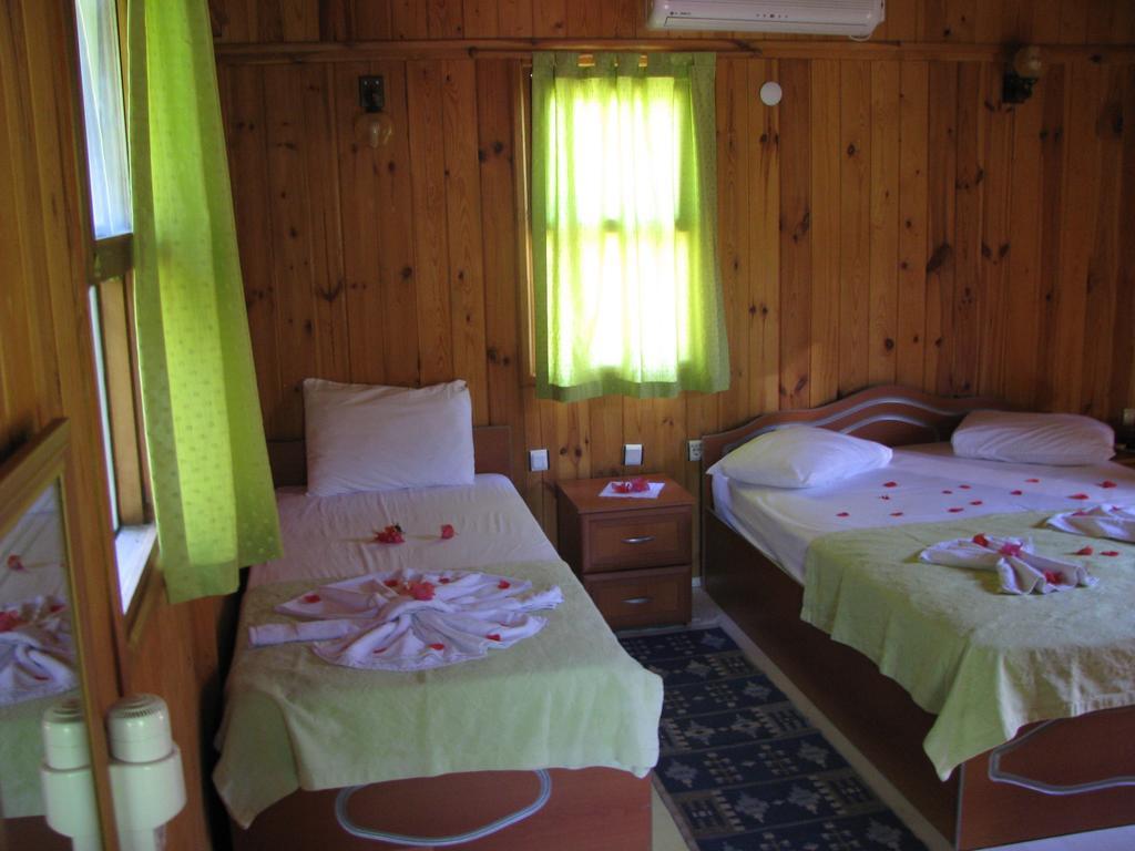 Atici 2 Hotel Adrasan Szoba fotó